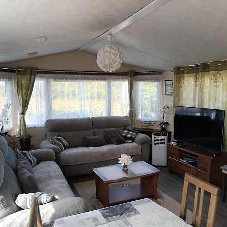 סן-פר-סור-מר La Chanterie Agreable Mobil-Home Residentiel Normand מראה חיצוני תמונה