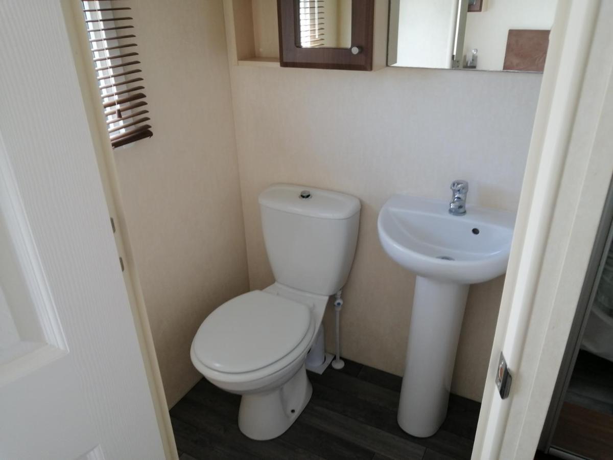 סן-פר-סור-מר La Chanterie Agreable Mobil-Home Residentiel Normand מראה חיצוני תמונה