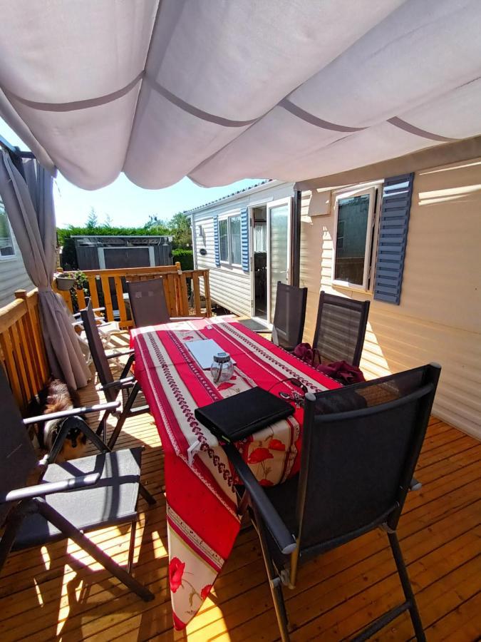 סן-פר-סור-מר La Chanterie Agreable Mobil-Home Residentiel Normand מראה חיצוני תמונה